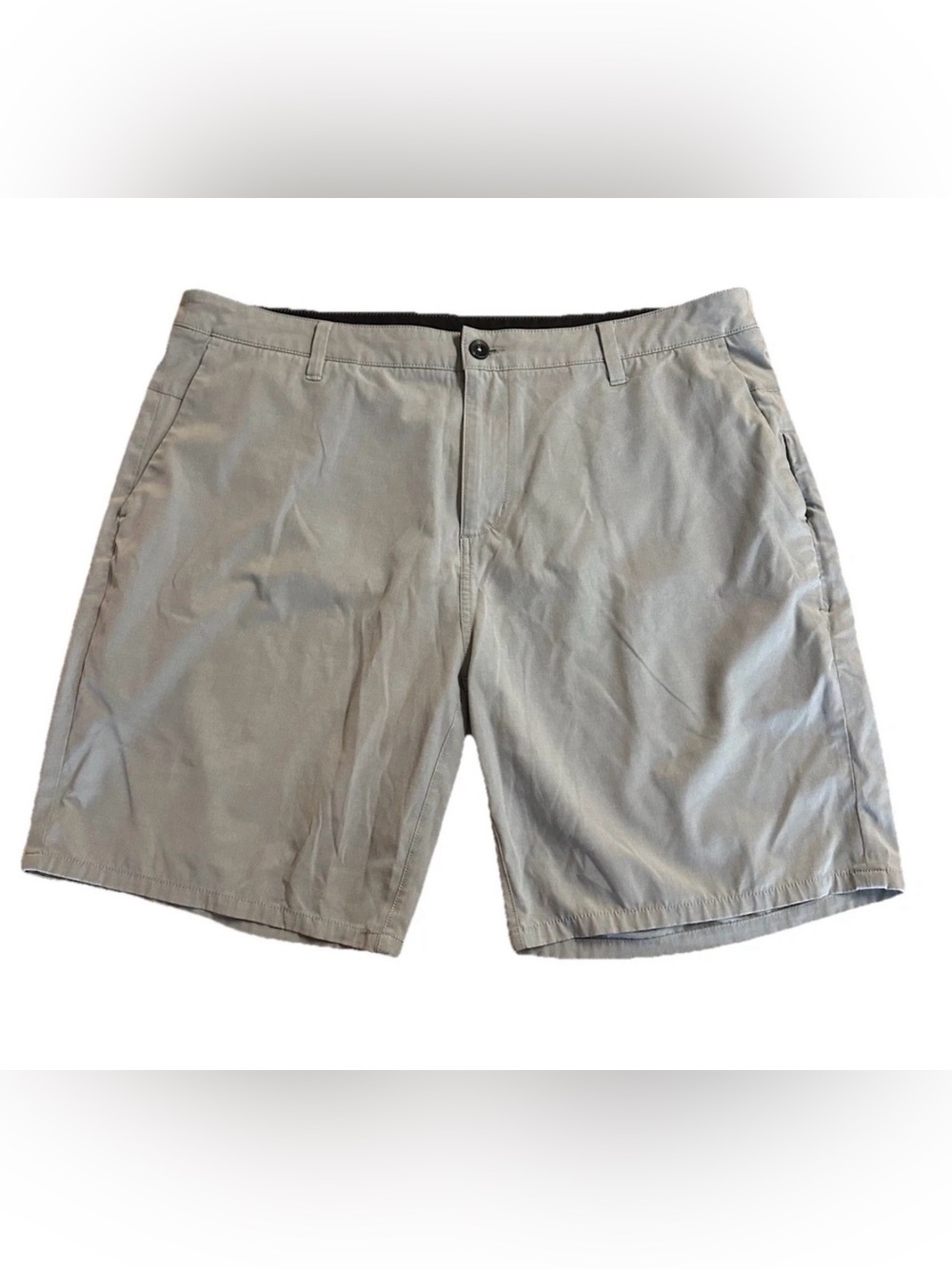 Vuori Men’s Aim Shorts Sz 38 7.5” Performance Golf Casual Gray V368
